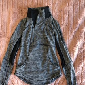 Lululemon sweater size for very good condition